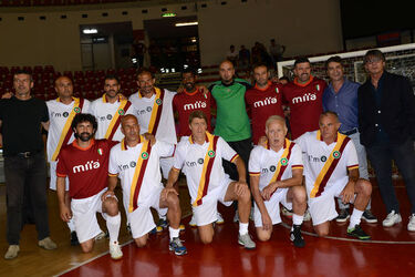 17.06.2016 Voi siete Leggenda 17.06.2016 Voi siete Leggenda