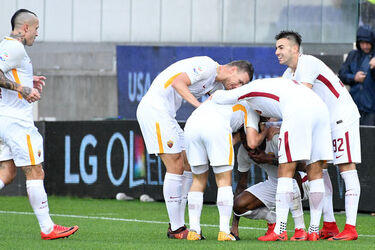 05.11.2017 Fiorentina vs Roma 2 4 photos 55