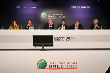 09.04.2025 Liceo E.Montale Presentazione Internazionali BNL G.Leanza ph