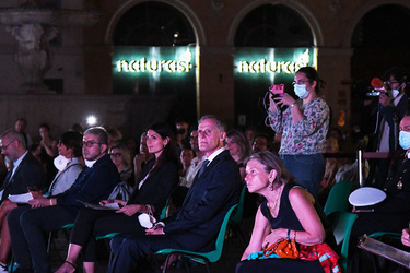 29.07.2021 Nuova Luce per Piazza Farnese. G.Leanza ph 29.07.2021 Nuova Luce per Piazza Farnese. G.Leanza ph