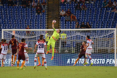 21.09.2016 AS Roma vs FC Crotone 4 0. 23 Photos