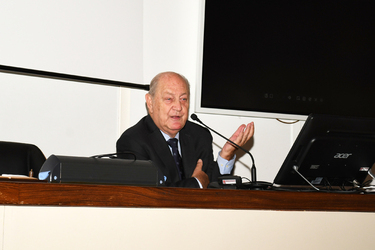 24.09.2024 Prof. Francesco Fedele Lectio Magistralis Università La Sapienza Roma G.Leanza ph 24.09.2024 Prof. Francesco Fedele Lectio Magistralis Università La Sapienza Roma G.Leanza ph