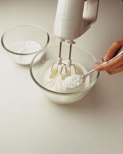 SEQUENZA TECNICA PREPARAZIONE COUPELLE DI MANDORL