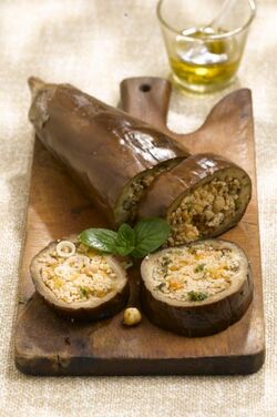 MELANZANE RIPIENE DI TABULE PICCANTE ALL ALBICOCCA