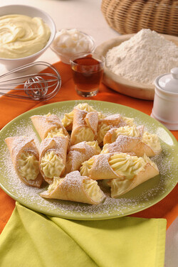 CANNOLI ALLA SORRENTINA