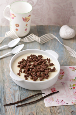 CREMA COTTA CON CRUMBLE AL CIOCCOLATO