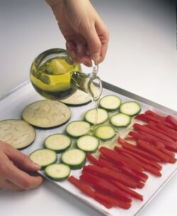 TORTA DI VERDURE CON MOZZARELLA ED ALICI