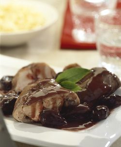 CONIGLIO ALLE PRUGNE CONIGLIO ALLE PRUGNE