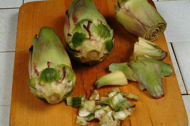 FRITTATA DI CARCIOFI FRESCHI FRITTATA DI CARCIOFI FRESCHI