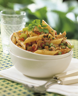 PENNE IN INSALATA CON TONNO E PISELLI