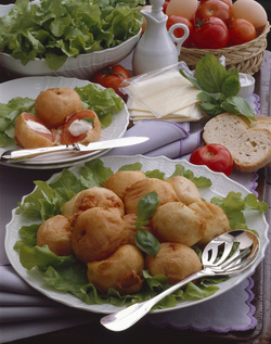 POMODORINI IMPANATI AL FORMAGGIO