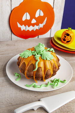 TORTA A FORMA DI ZUCCA