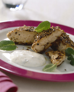 POLLO INDIAVOLATO CON SALSA ALLA MENTA POLLO INDIAVOLATO CON SALSA ALLA MENTA