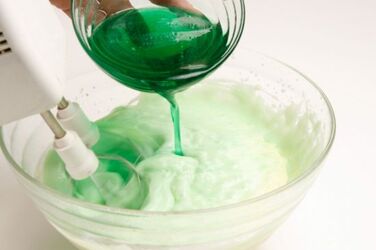 CREMINI ALLA MENTA CON SALSA AL FONDENTE