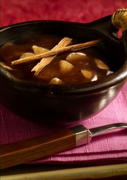 CREMA DI MANDORLE E CANNELLA