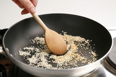 FILETTI DI DENTICE CON ZENZERO E SESAMO