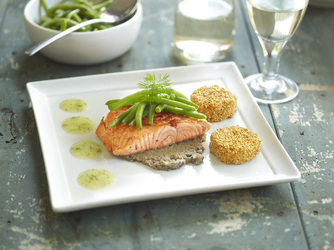SALMONE CON CREMA DI MELANZANE E CROCCHETTE AL SESAMO