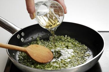 FUSILLI CON TONNO E PEPERONI