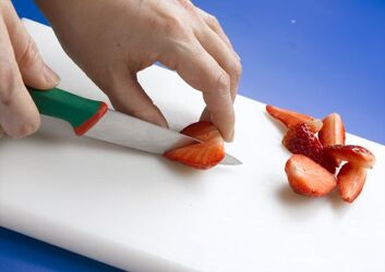 TORTA AL CIOCCOLATO ALLO ZENZERO CON MANDORLE