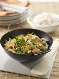 SAUT&Eacute; DI POLLO E VERDURA