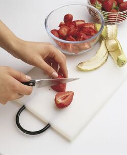 FRAGOLE ALLO YOGURT CON GELATO