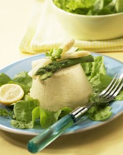 SFORMATINI DI ASPARAGI ALLE MANDORLE