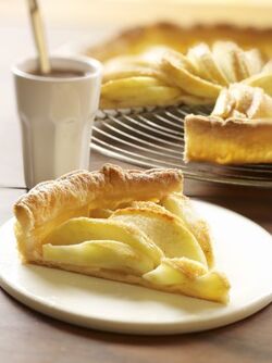 SFOGLIA DI MELE ALLA CANNELLA