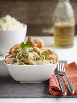 INSALATA DI SCORZONERA CON FUNGHI E GAMBERI