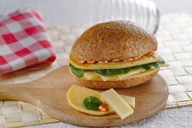PANINO FRITTATA ED EMMENTALER