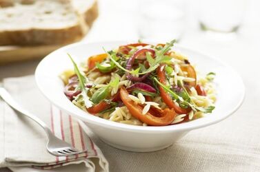 RISONI IN INSALATA CON PEPERONI