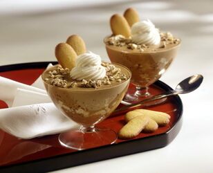 MOUSSE AL CIOCCOLATO CON TORRONE