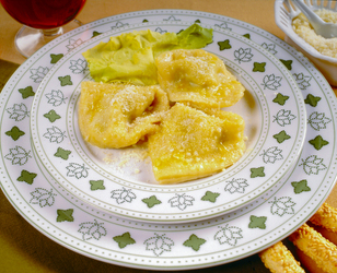 TORTELLONI ALLA CACIOTTA
