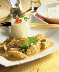 CURRY DI POLLO THAI
