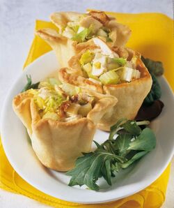 INSALATA DI POLLO IN SFOGLIE