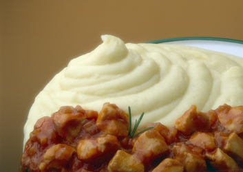 SPEZZATINO DI VITELLO CON PUR&Egrave;