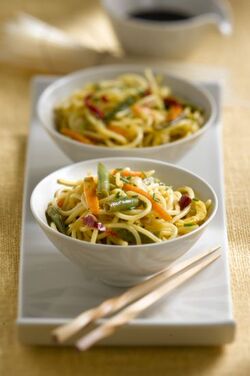 VERMICELLI DI RISO ALLE VERDURE