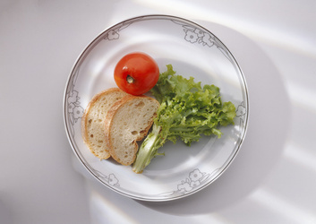 APERTURA POMODORO E INSALATA