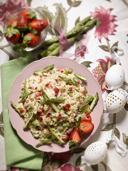 RISOTTO CON ASPARAGI E FRAGOLE