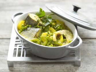 BRANZINO CON PISELLI ALLA GALLEGA