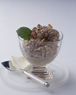 GELATO ALLA NOCCIOLA