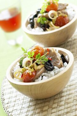 MAIALE PICCANTE CON PRUGNE