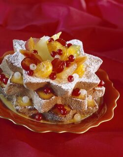 STELLA DI PANDORO CON FRUTTA CANDITA