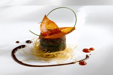 MIGNON DI VITELLO CON PASTA CROCCANTE