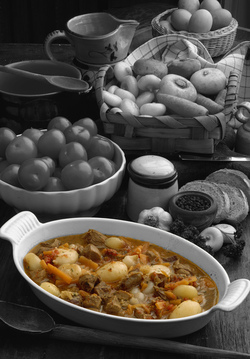 SPEZZATINO CON CIPOLLINE E CAROTE