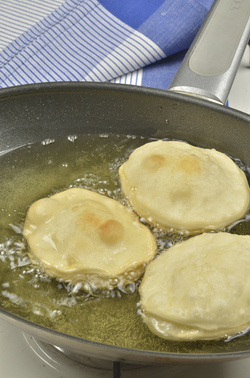 KRAPFEN DI CREMA DI CASTAGNE
