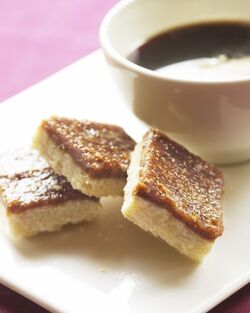 BISCOTTI AI FICHI E CANNELLA