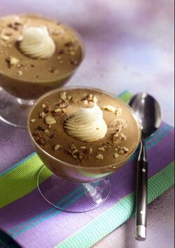 MOUSSE AL CIOCCOLATO CON TORRONE