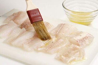 FILETTI DI CERNIA AROMATIZZATI AL FORNO