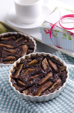 CLAFOUTIS DI PERE CANNELLA E CIOCCOLATO