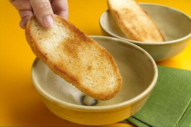 ZUPPA DI CIPOLLE E FUNGHI